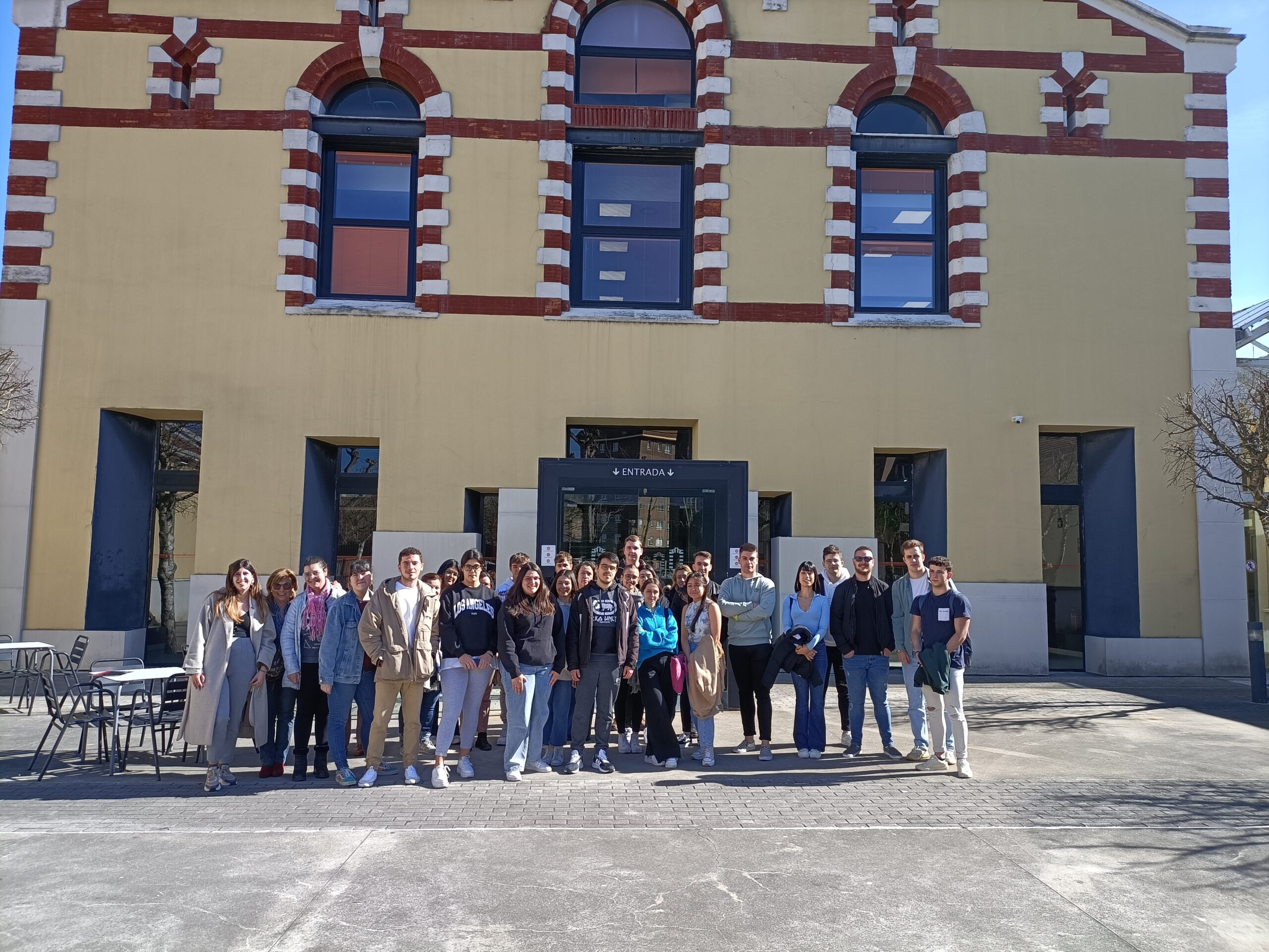 VISITA A LA CURTIDORA