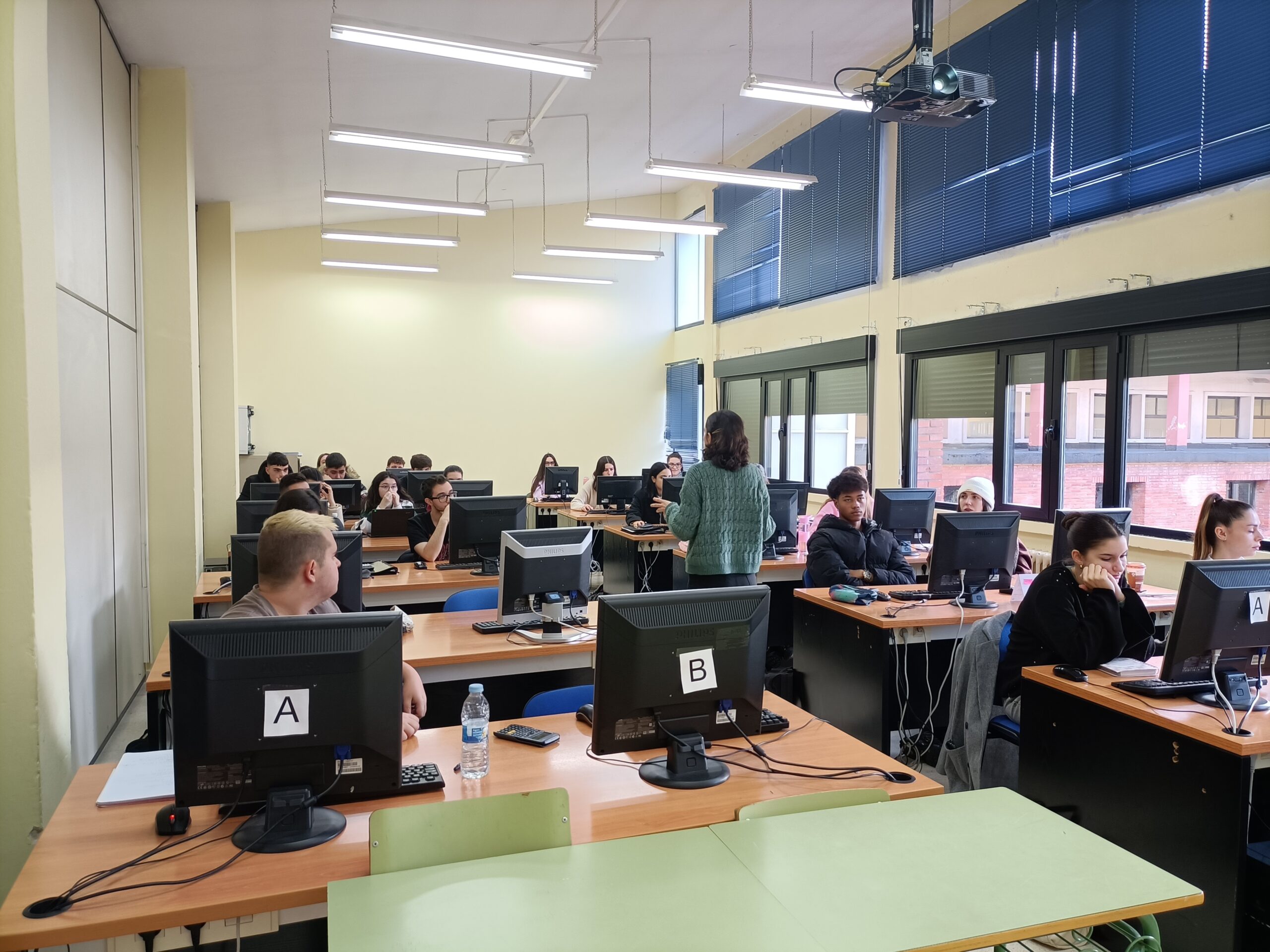 CHARLA «EL PROCESO DE INVESTIGACIÓN. ¿POR DONDE EMPEZAR?