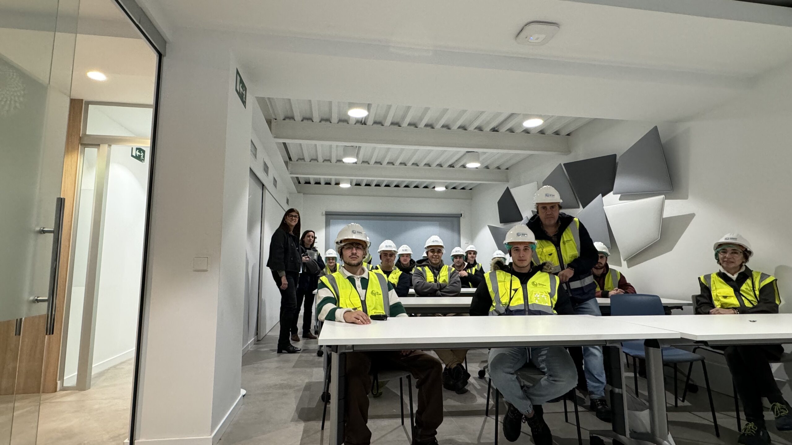 VISITA A LAS INSTALACIONES DE GONVARRI