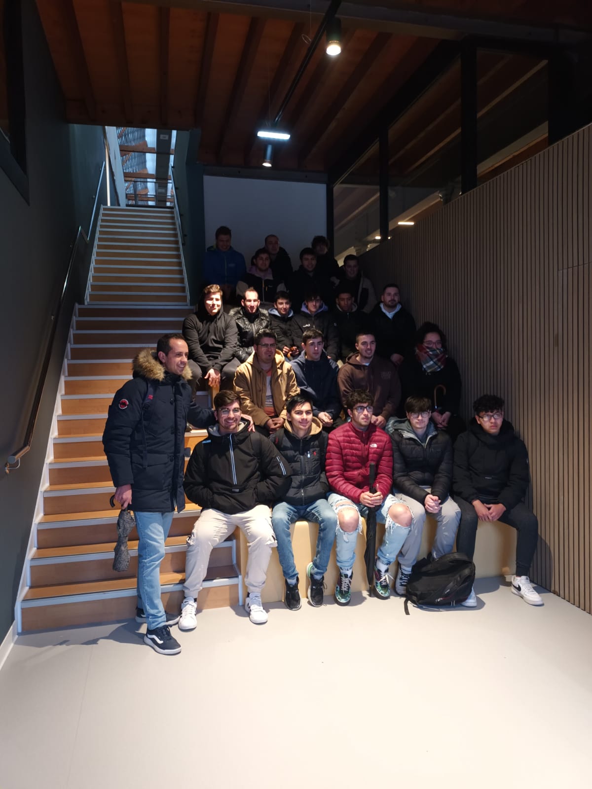 VISITA AL CENTRO DE EMPRESAS DE LA CURTIDORA