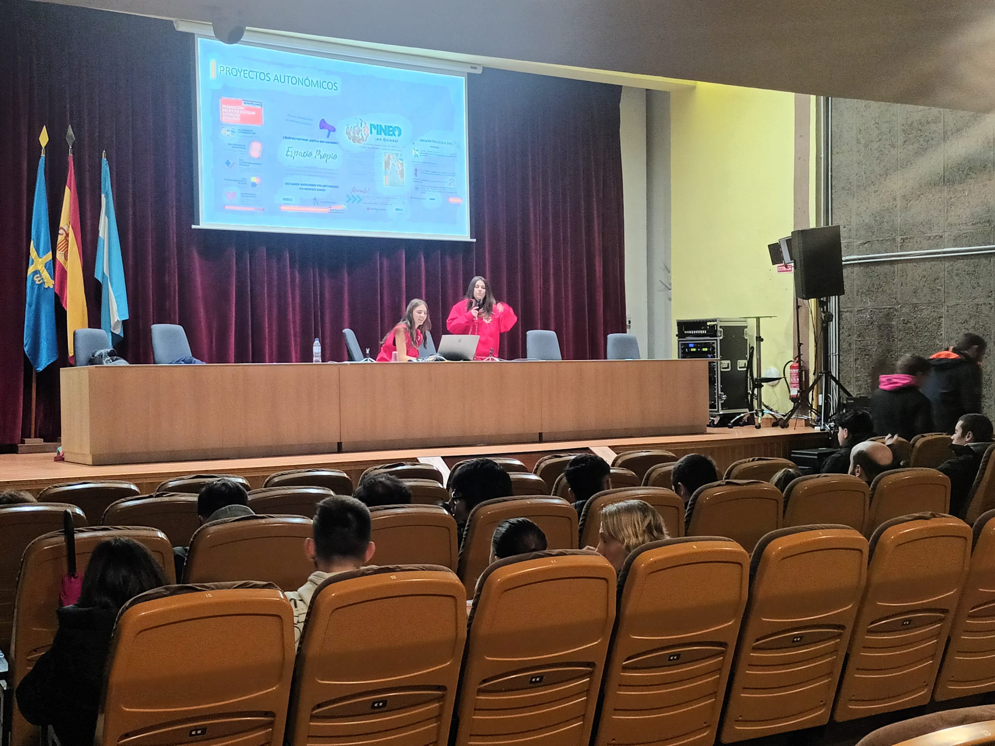 CHARLA CRUZ ROJA «ANÍMATE, HAZTE VOLUNTARIO»