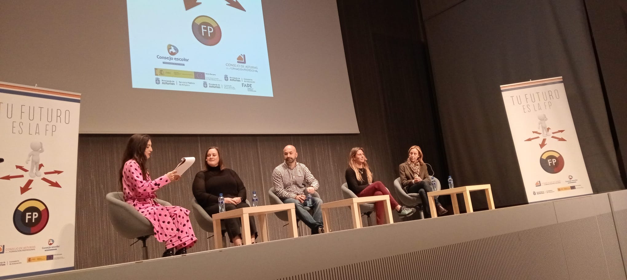 EL CIFP EN LA MESA REDONDA DE LAS JORNADAS DE ORIENTACION PROFESIONAL