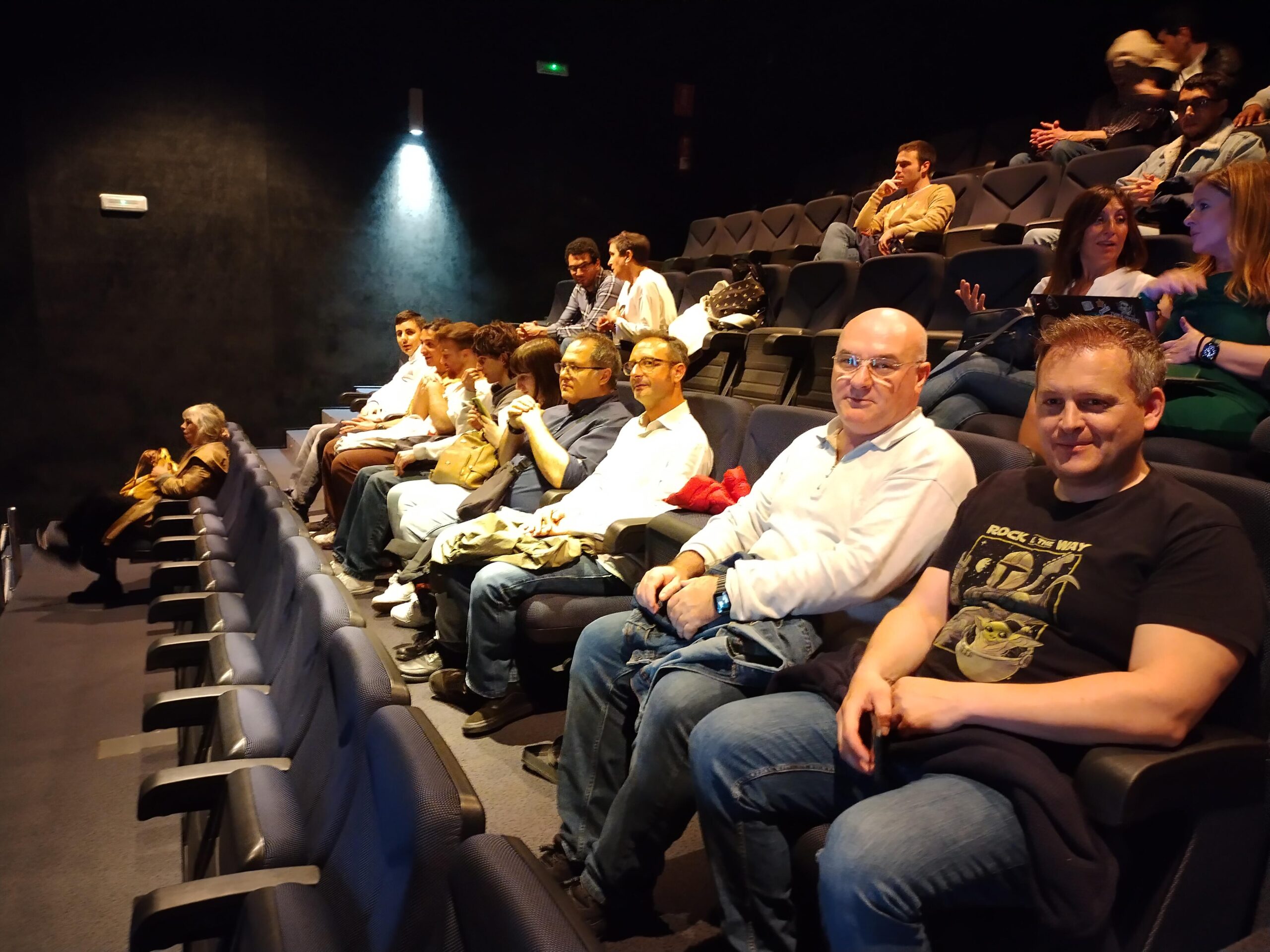 ASISTENCIA A CHARLA Y TALLER DE CIBERSEGURIDAD